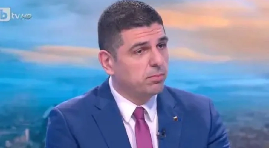 Ивайло Мирчев: Румен Радев да каже защо Пеевски отдавна е със сериозна охрана от НСО 