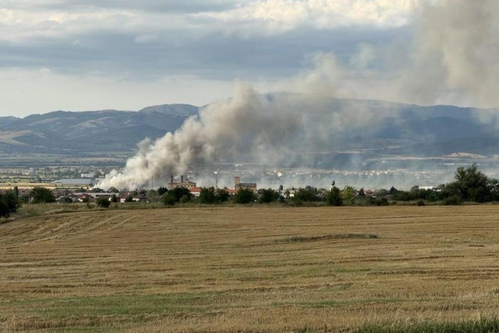 Направихме оглед на малка част от местопроизшествието близо до сервизното