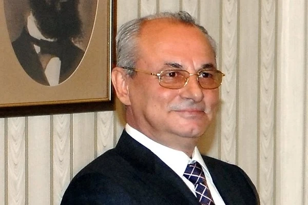 Доган излезе от още една фирма