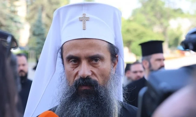 Българският патриарх Даниил чинно изпълни повелята на руския патриарх да подкрепи Кремъл срещу Украйна