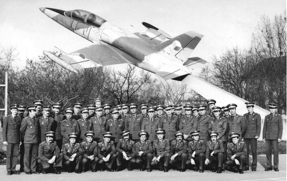 Изтребителят L-39ZA Albatross е високоманеврен реактивен учебно-боен самолет предназначен за