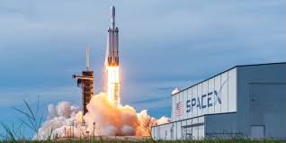 Мъск изстрелва SpaceX за шести път в полунощ