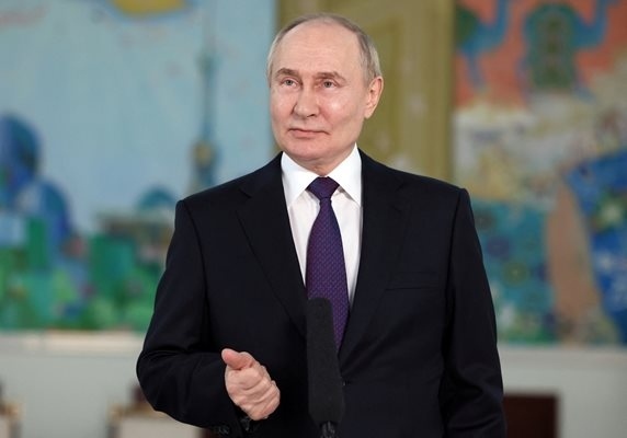 Путин: Русия изстреля балистична ракета със среден обсег срещу Украйна