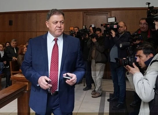 Искам да имаме по-близки отношения: украинка се оплака от посланика ни в Киев Николай Ненчев
