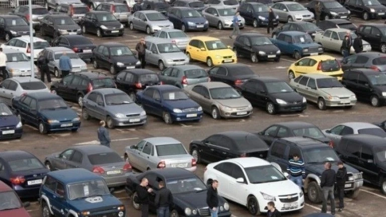 От днес: Забрана за стари коли в центъра на София