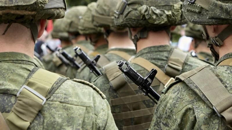 Паника сред мъжете в бойна възраст в Украйна: Полицията издирва укриващи се от военна служба