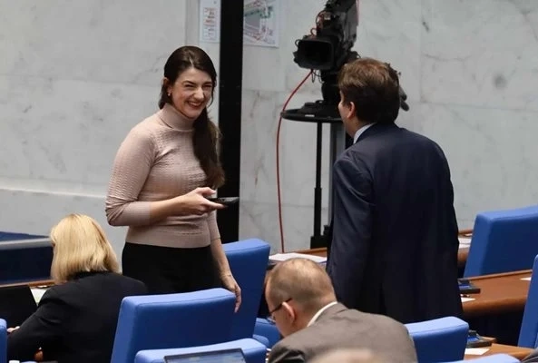 ПП-ДБ внесе законопроект за премахване на комунистическите паметници