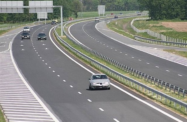 Движението на всички автомобили ще бъде ограничено днес между 5