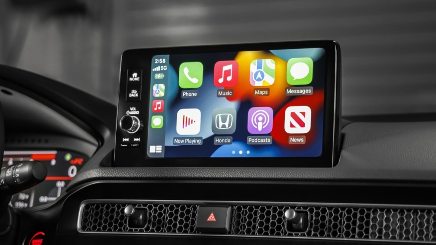 Apple най-после актуализира иконите на CarPlay