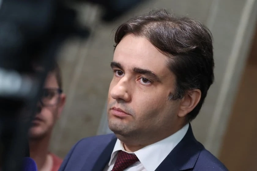 Божанов: ГЕРБ-СДС системно отказваше да приеме реформите, от които зависеше плащането по ПВУ
