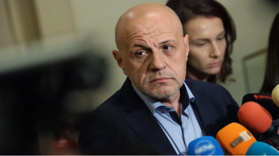 Томислав Дончев, ГЕРБ: Поне половината от проектите по ПВУ са под екстремен риск
