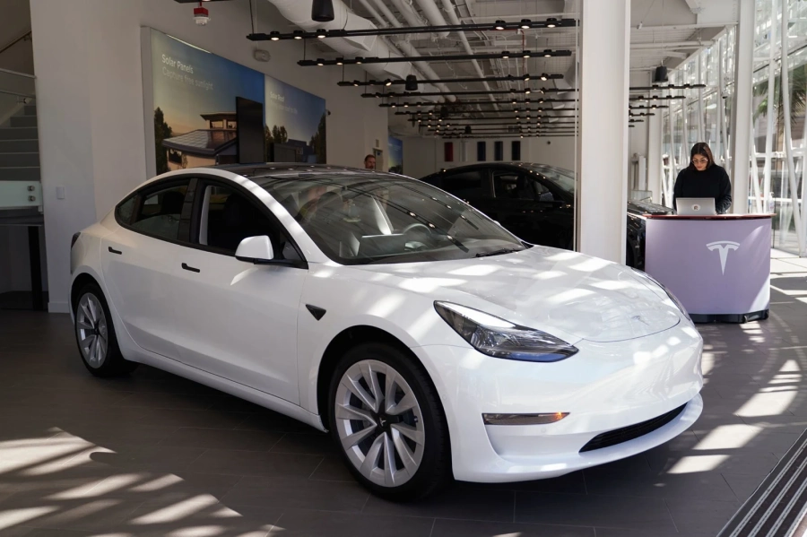 Tesla е премахната от програмата за отстъпки за електрически автомобили в Канада
