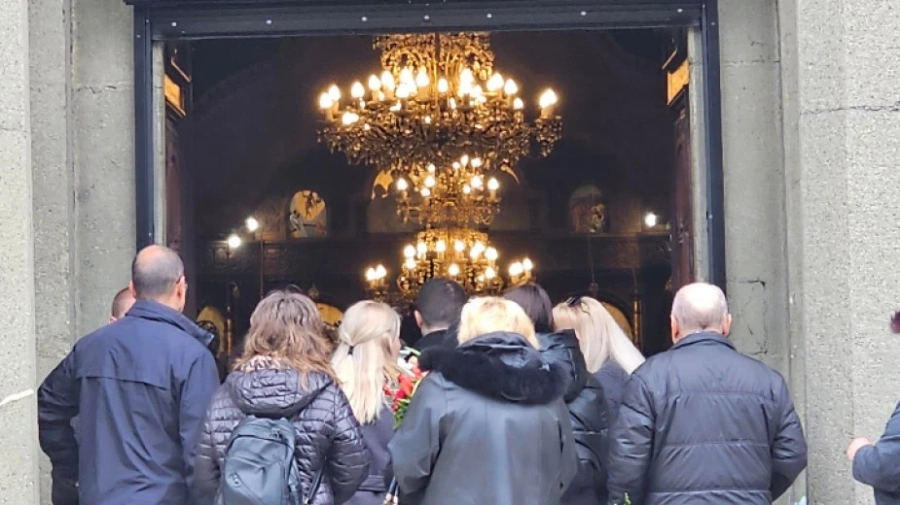Изпратиха в последния му път кап. Маринов, убит по време на хуманитарна мисия в Газа