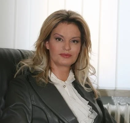 Стефка Костадинова в изявление за казуса с БОК: Ще се съобразя незабавно с решението на българския съд