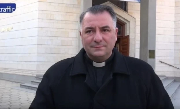 Отец Димитър: Папа Франциск имаше спонтанен и непринуден начин да общува с всички. Беше специален човек