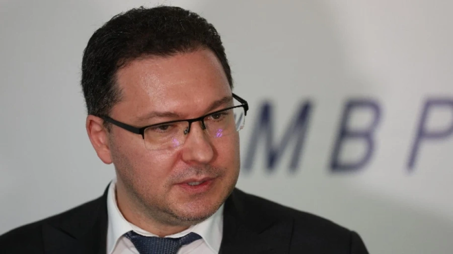 МВР започва разговори с кметове за регулирането на движението на електрически тротинетки и мотори
