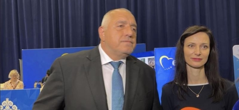 Шамар за ГЕРБ - Мария Габриел не стана зам.-председател на ЕНП