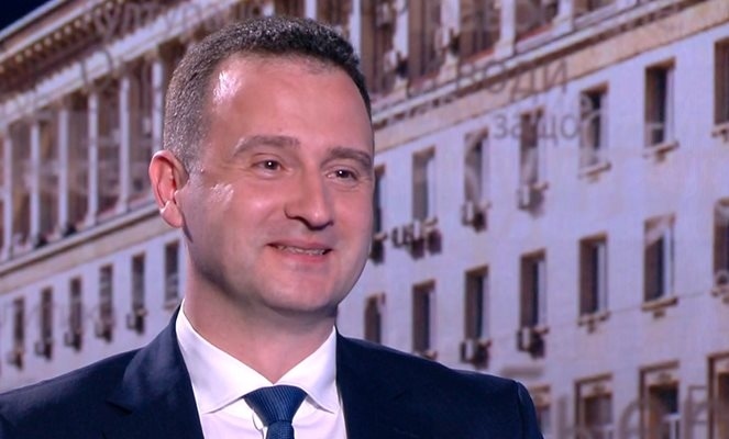 Министър  Станков: България не може да остане на тъмно като Испания