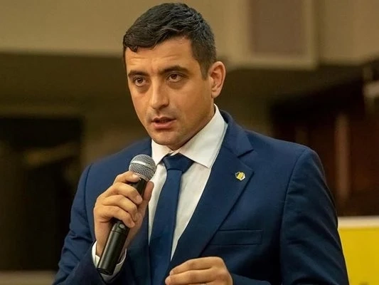 Първи резултати от екзитпола на изборите в Румъния - Джордже Симион води