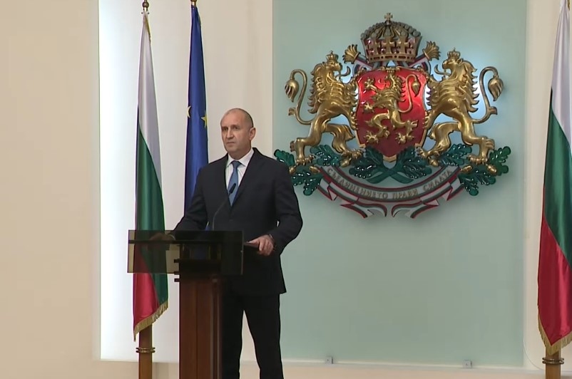 Румен Радев внася предложение в парламента за референдум за еврото (ВИДЕО)