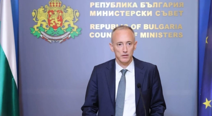 МОН сформира щаб заради проблемите с транспорта и предстоящите матури