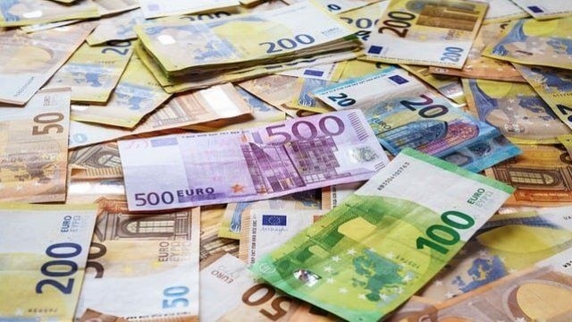 POLITICO: България става 21-ия член на еврозоната на 1 януари 2026 г.