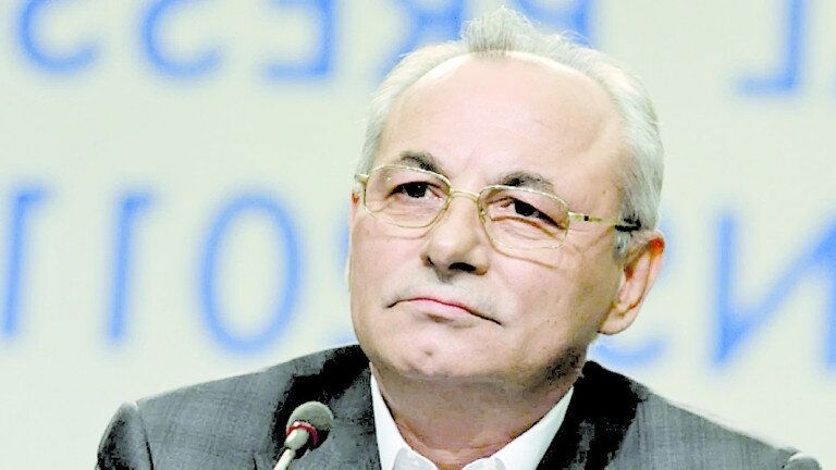 Кой ще оглави новата партия на Доган?