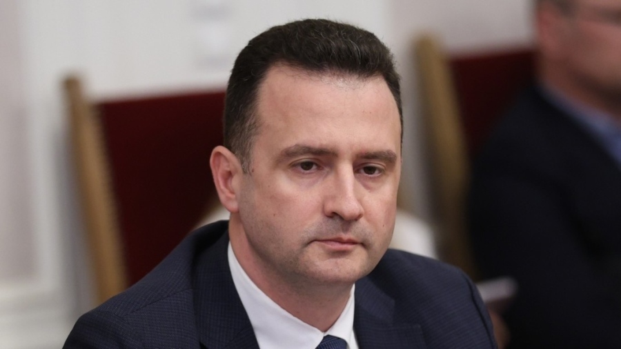 Министър Станков: Токът и горивата няма да поскъпнат с приемането на еврото
