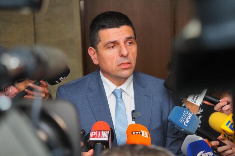 Ивайло Мирчев: Българската политика и най-вече Бойко Борисов имат нужда от Десанта в Нормандия 