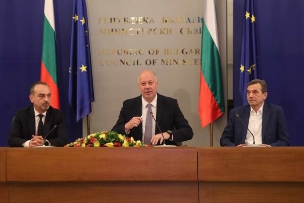 Премиерът: Увеличение на цените без икономически причини ще бъде третирано като спекула