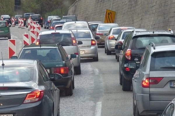 Катастрофа на Хемус затруднява движението към Варна