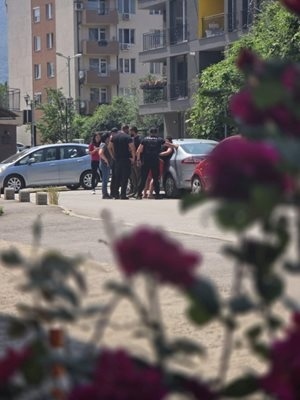 Арестуваха банда украинци за обир в София