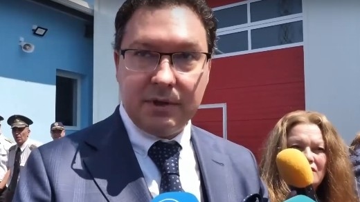 Даниел Митов обеща безкомпромисност срещу служители, неспазващи законността