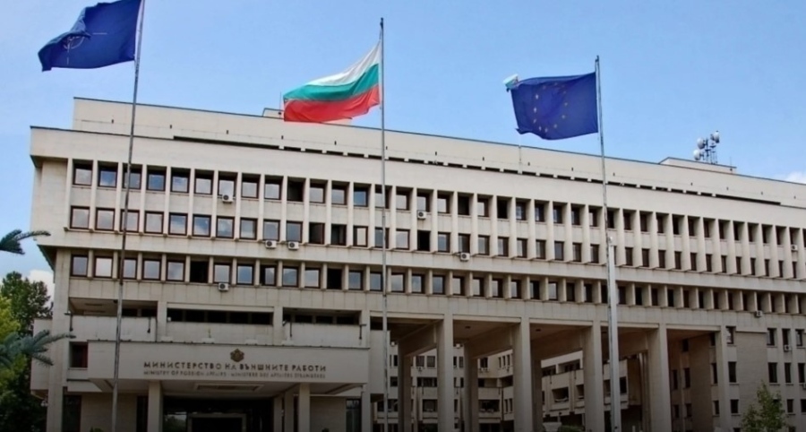 Външно министерство: Българите да се въздържат от пътувания в Близкия изток