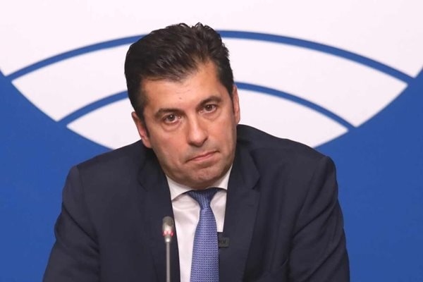 Кирил Петков още не е внесъл оставката си в деловодството на НС