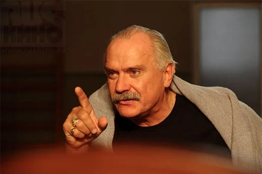 СБУ издирва руския режисьор Никита Михалков