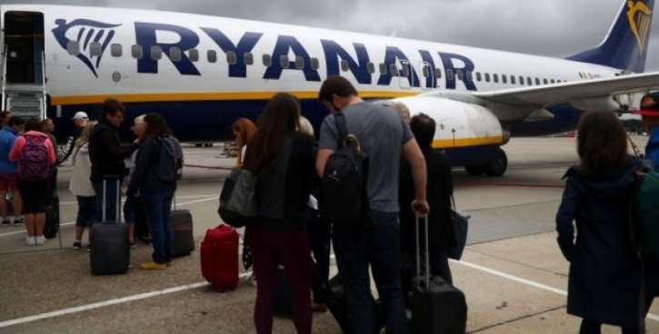 Ryanair увеличава размера на ръчния багаж с 20%