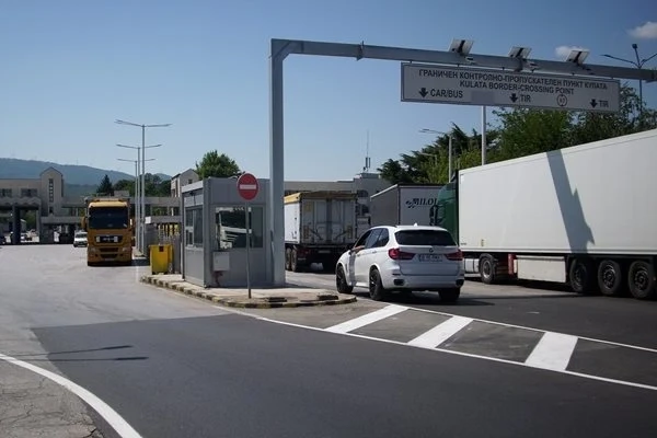 Задръстване по пътя от Кулата до Солун заради ремонт