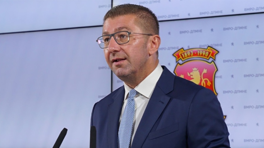 Премиерът на РСМ нарече българския външен министър момче