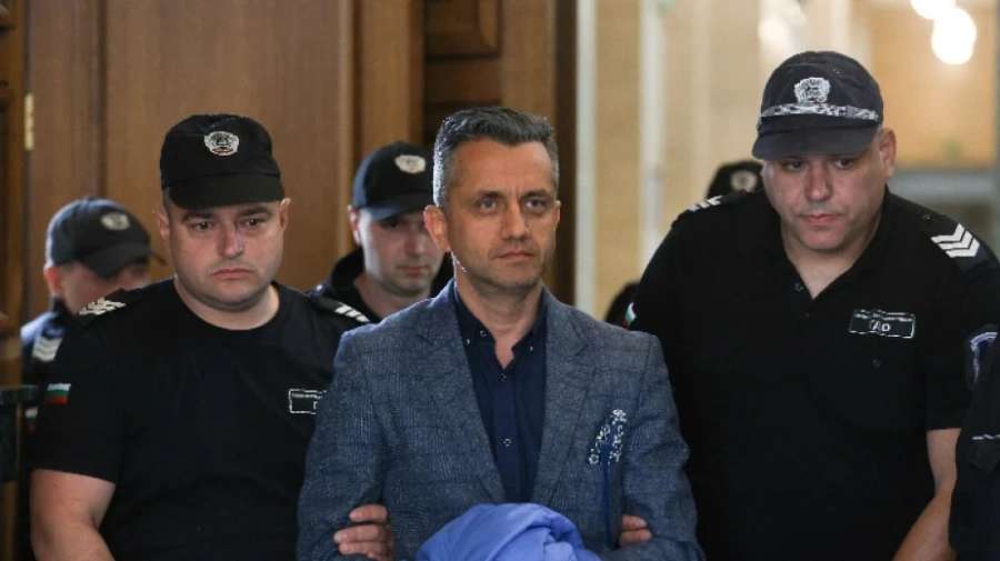 СГС пуска бившия шеф на Пловдивската митница под домашен арест