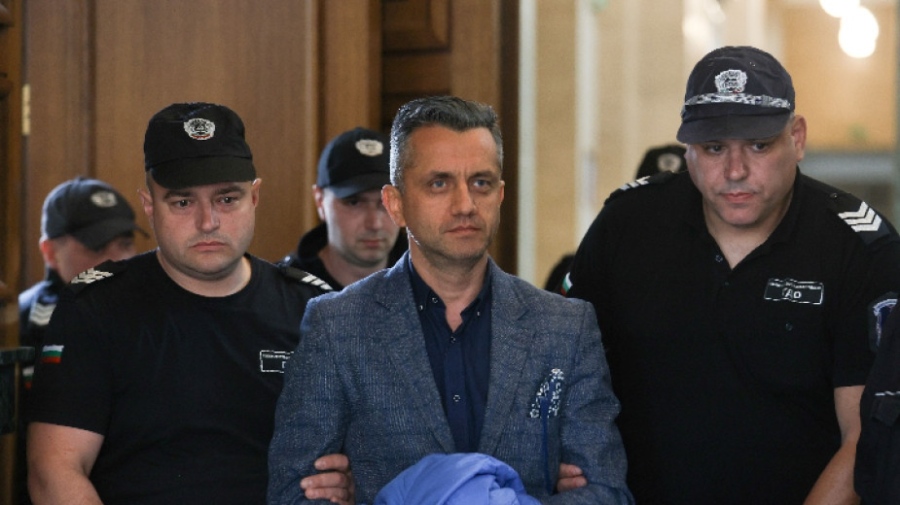 СГС пуска бившия шеф на Пловдивската митница под домашен арест