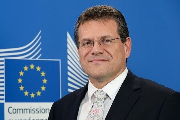 ЕС представи списък с ответни мита заради намерението на Тръмп да наложи 30%