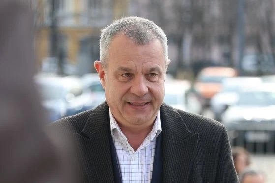 Не успяха да изберат нов шеф на БНТ, Кошлуков остава на поста