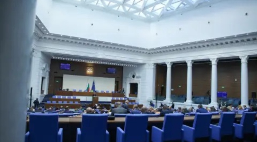 Депутатите гласуваха и приеха на първо четене промените в Закона за въвеждане на еврото