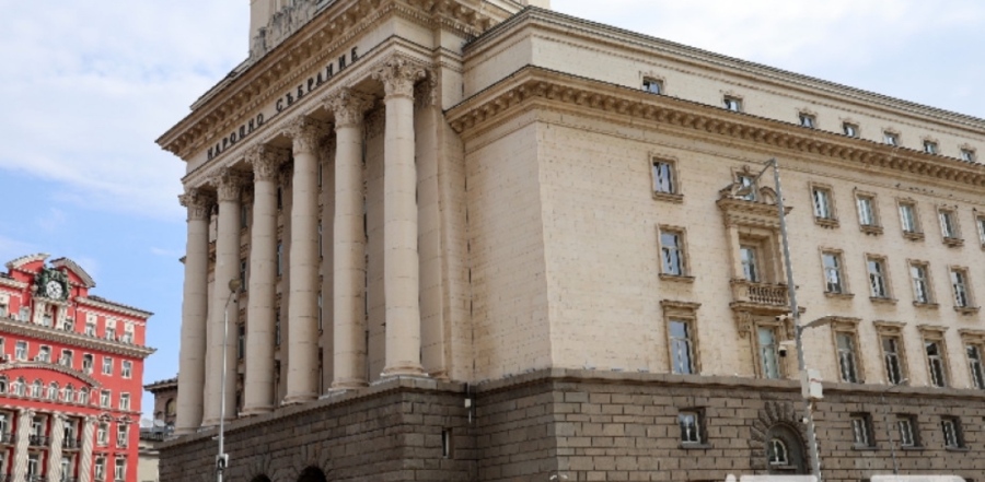НС приема промени в Закона за висшето образование, студенти на протест