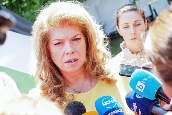 Йотова: България е готова за жена президент. Българките сме много корави
