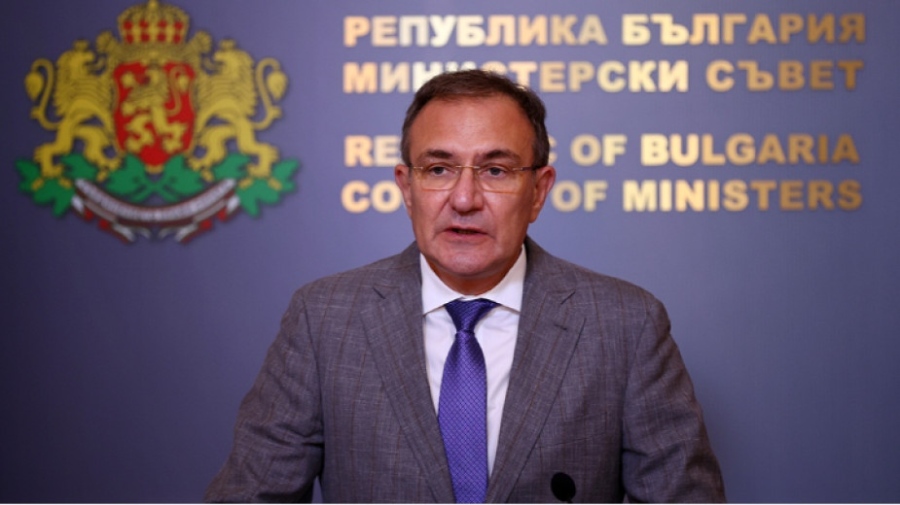 МС отпуска 900 000 лв. помощи за семействата, пострадали от пожарите