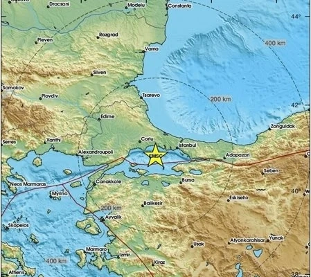 3,6 по Рихтер в Мраморно море край Истанбул