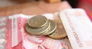 Правителството предлага линията на бедност да бъде 764 лева