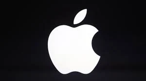 Apple си поема глътка въздух: Тръмп отлага високите мита за Китай до ноември